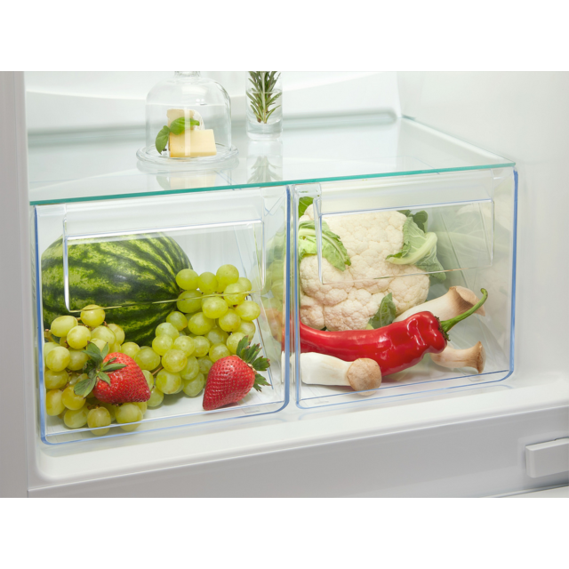 Aeg NSC6L18ZES Built In 70/30 Low Frost Fridge Freezer - Sliding Hinge - E Energy Rated