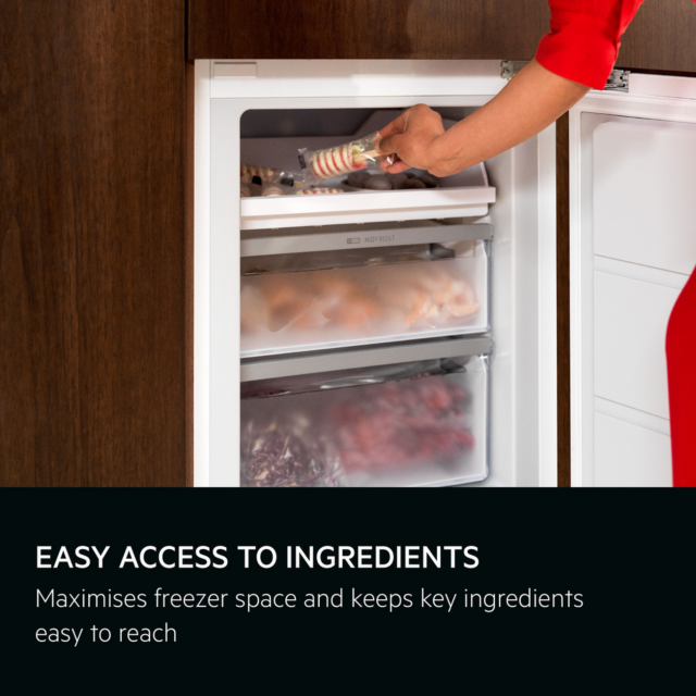 Aeg NSC7N18ZES Built In 70/30 Frost Free Fridge Freezer - Sliding Hinge - E Energy Rated
