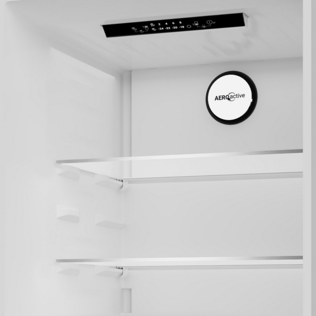 Blomberg KND24075V Frost Free Fridge Freezer - D Energy Rated - H203.5 W59.5 D66.3