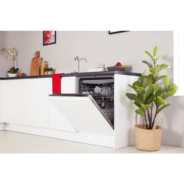 Blomberg LDV63440 Intergrated Full Size Dishwasher - Top Rack - 16 Place Settings - C Energy Rated