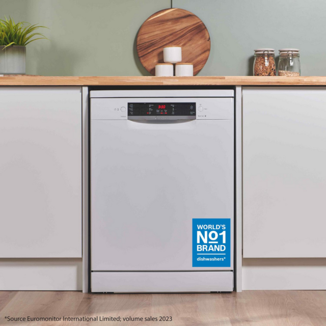 Bosch SMS26AW08G Series 2 Free-Standing Dishwasher - 12 Place Settings - E Energy Rated -