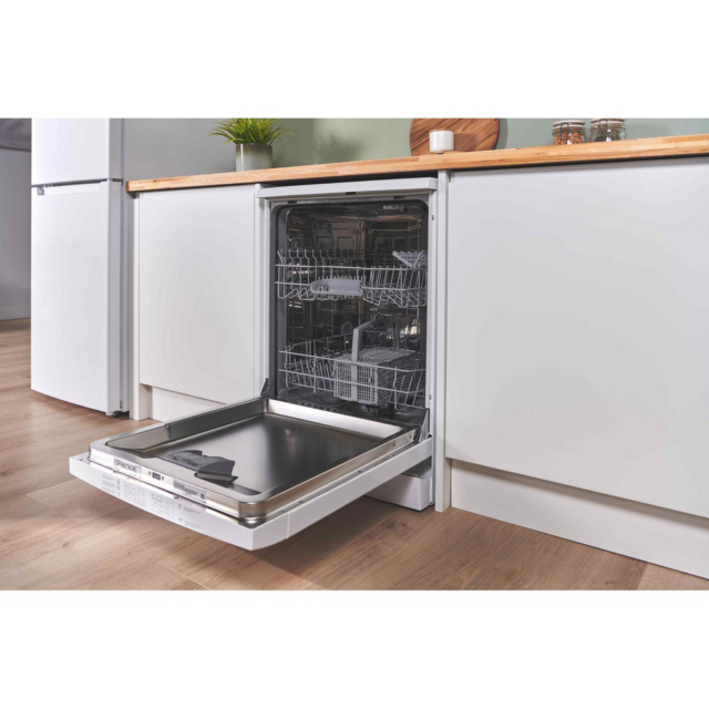 Bosch SMS26AW08G Series 2 Free-Standing Dishwasher - 12 Place Settings - E Energy Rated -
