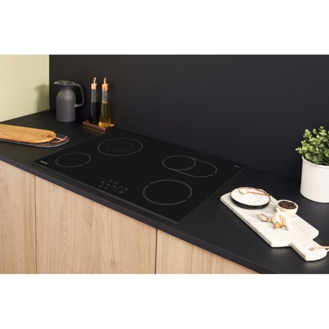 Hotpoint HR724BH Ceramic Hob - Touch Control - H4.6 W77 D51