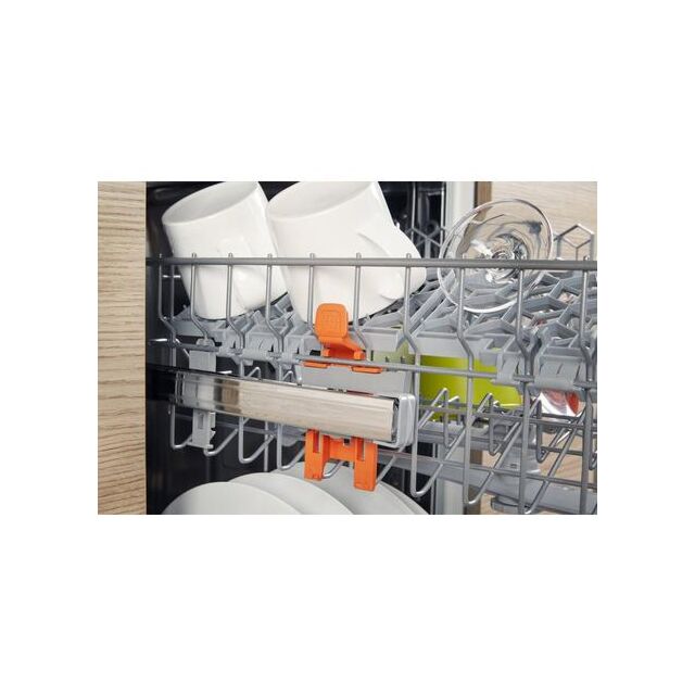 Hotpoint HSICIH4798BI Integrated Slimline Dishwasher - 10 Place Setting - E Energy Rated