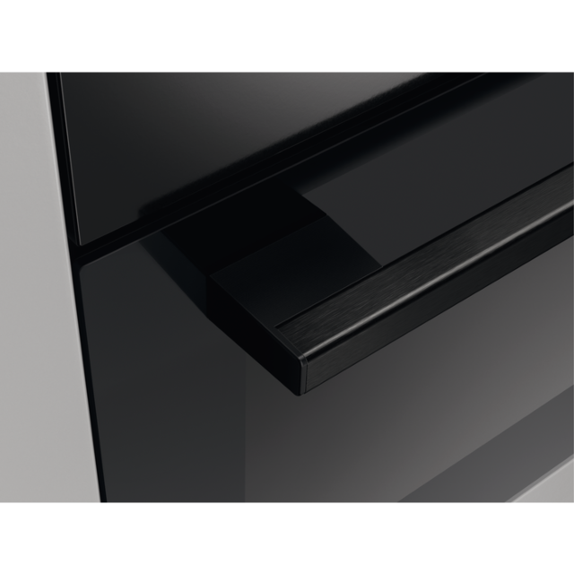 Zanussi Zvenm6k2 Built In Combi Microwave - H45.5 W63.5 D67